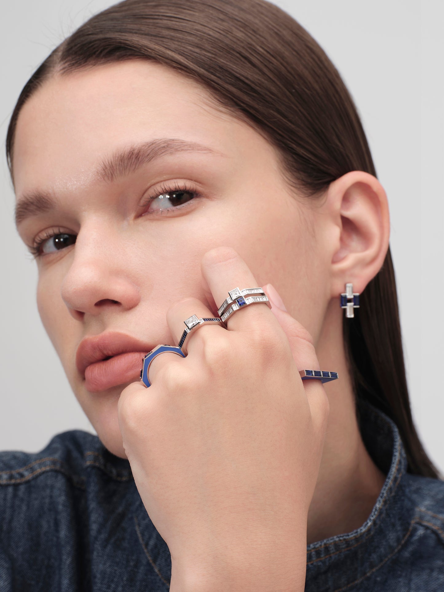 Grid Luxe Sapphire Diamond Ring - Small