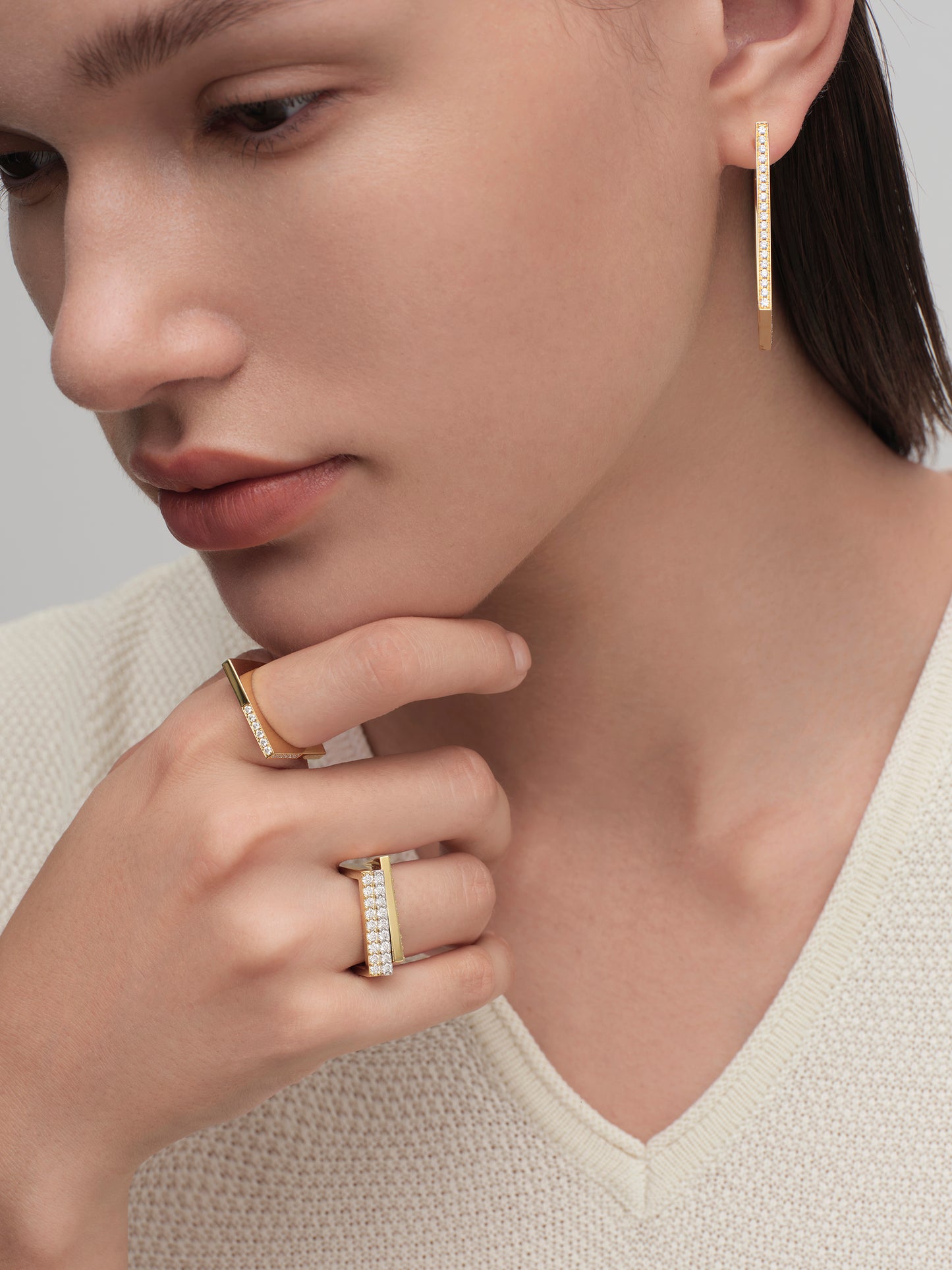 Square Diamond Ring - Corner
