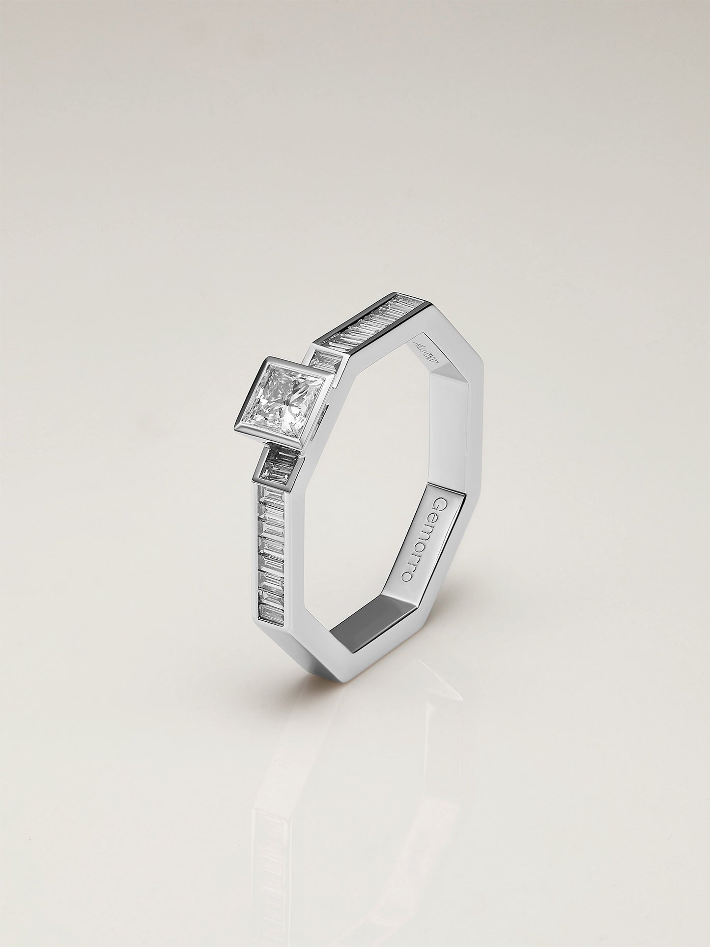 Grid Luxe Diamond Ring - Medium