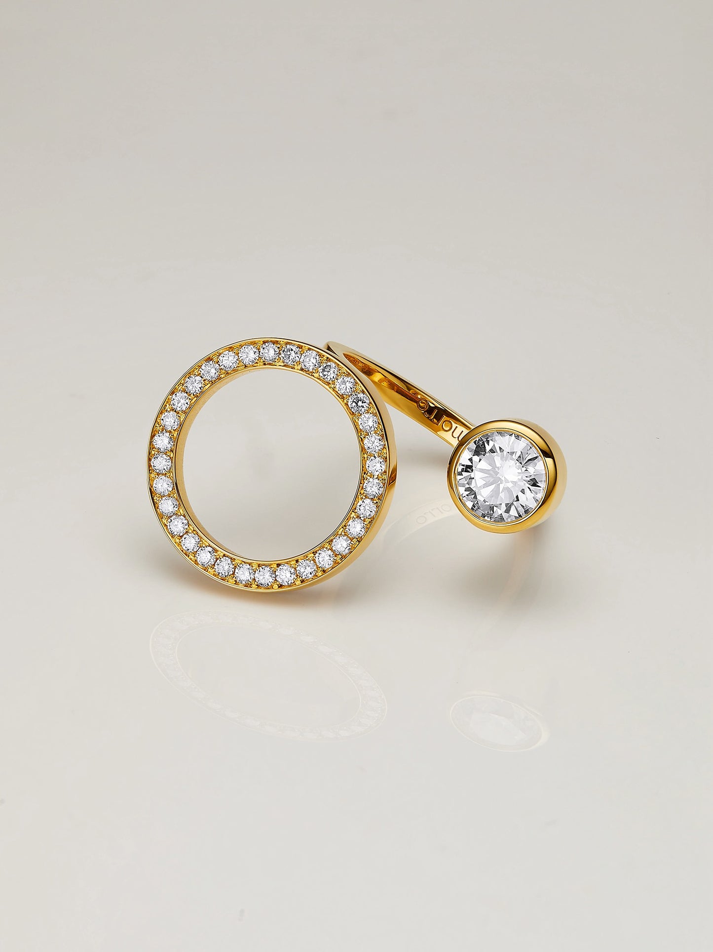 Circles and Ripples Diamond Ring