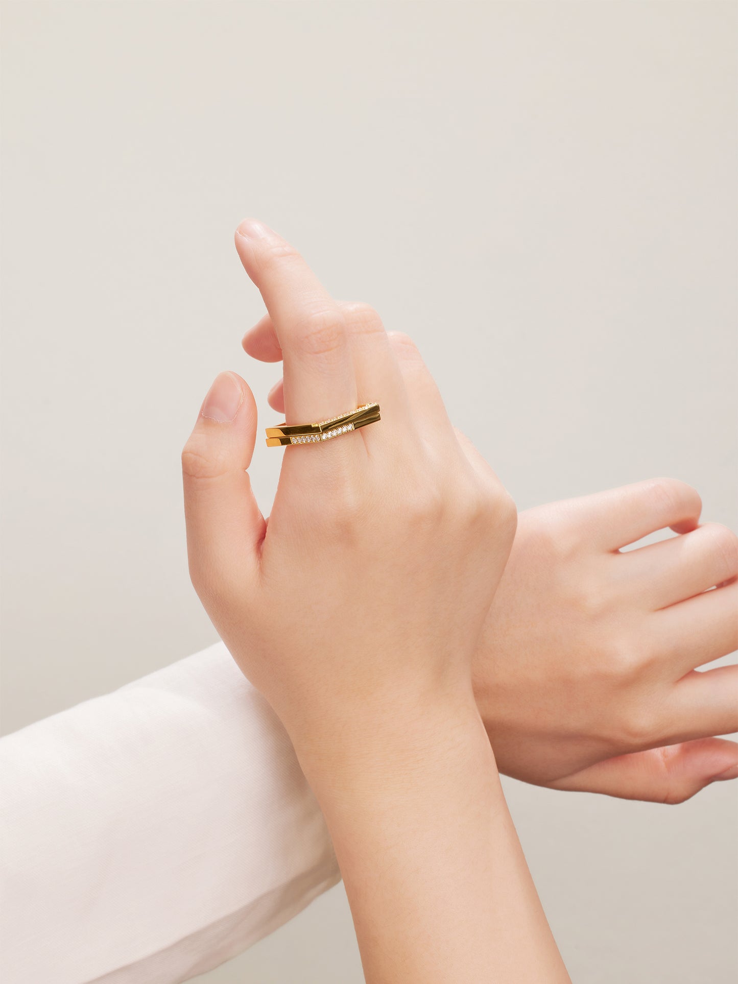 Square Diamond Ring - Corner