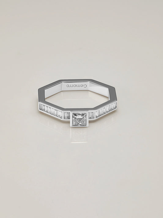 Grid Luxe Diamond Ring - Medium