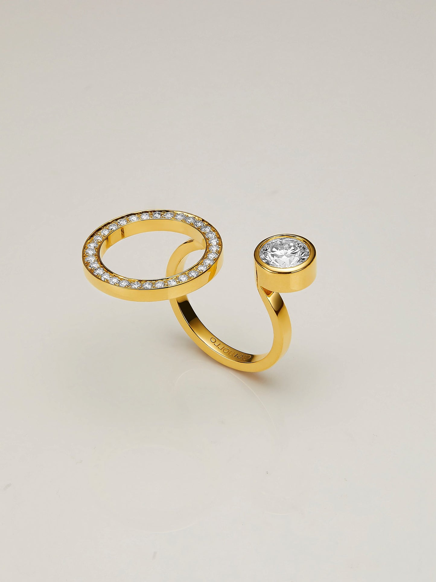 Circles and Ripples Diamond Ring